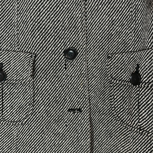 Wool coat with charming bunny appliqué back. Upcycled into fabulousness! Size 4 - Picture 10 of 12